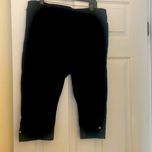 Capris Size 2 (12) slightly worn